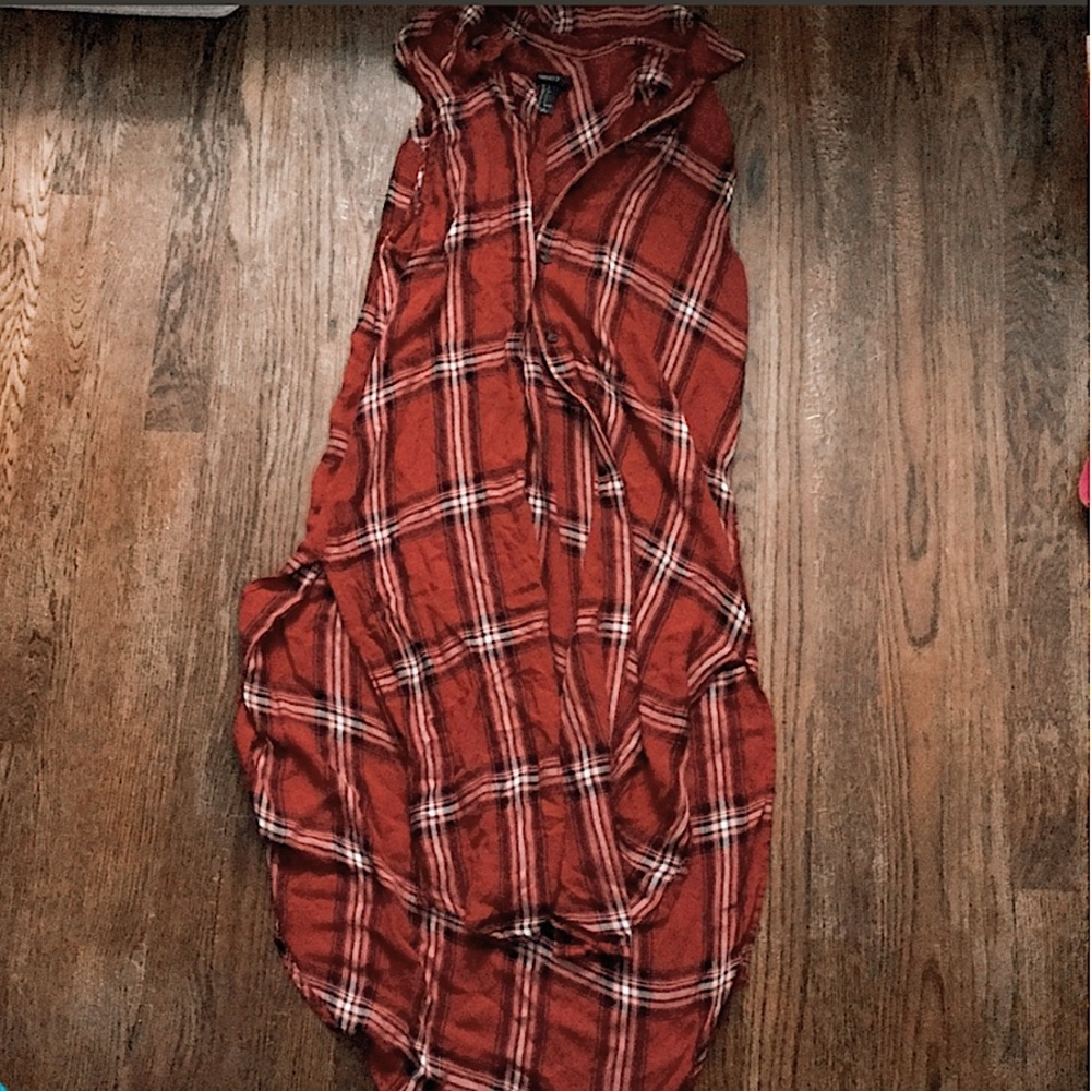 Women’s sleeveless coverup